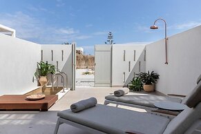 ALERO Seaside Skyros Resort