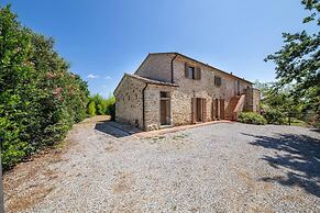 Beautiful 5-bed Villa in Cortona, Private Pool