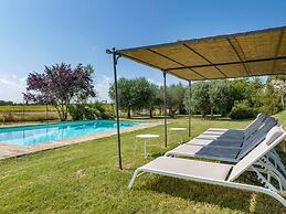 Beautiful 5-bed Villa in Cortona, Private Pool