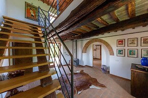 Beautiful 5-bed Villa in Cortona, Private Pool
