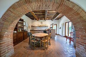 Beautiful 5-bed Villa in Cortona, Private Pool