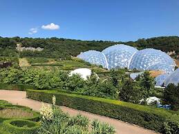 2-bed Cottage, Sleeps 5, Pets Ok, Close to Coast