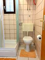 Lovely 1-bed Apartment With sea View in Srima