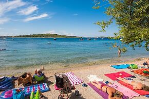 Remarkable 2-bed Apartment in Srima With sea View