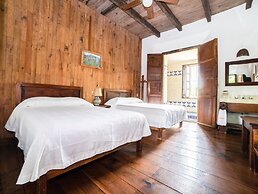 La Casa de Piedra By Rotamundos