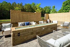 Courtyard by Marriott Raleigh Cary Crossroads