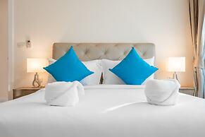 Luxury Pool Villa A18