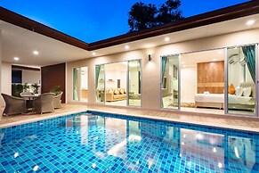 Luxury Pool Villa A18