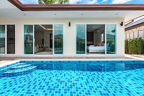 Luxury Pool Villa A18