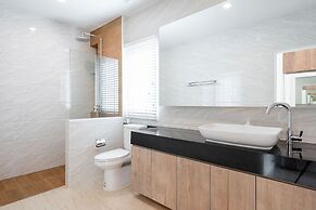 Luxury Pool Villa A18