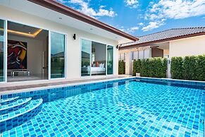 Luxury Pool Villa A18
