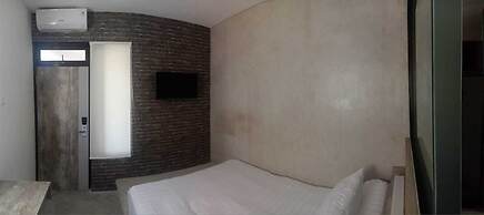 Djuragan Kamar Gunung Anyar