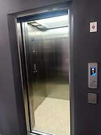 Djuragan Kamar Gunung Anyar