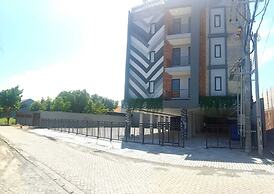 Djuragan Kamar Gunung Anyar