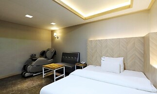 GUKMIN HOTEL