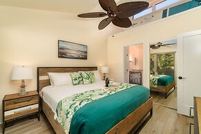 Aina Nalu 2bd/2ba 2 Bedroom Condo by Redawning