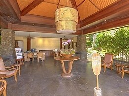 Aina Nalu 2bd/2ba 2 Bedroom Condo by Redawning