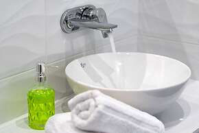 GK in Santorini Home ART