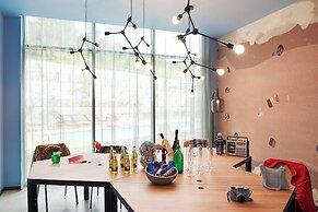 Moxy Sophia Antipolis
