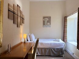 Rossal House Apartments