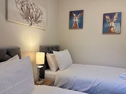 Rossal House Apartments