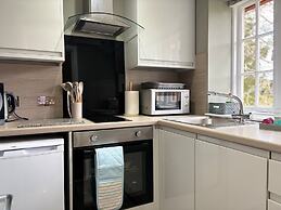 Rossal House Apartments