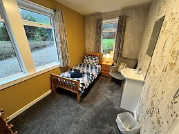 Rossal House Apartments