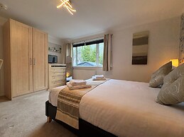 Rossal House Apartments