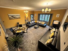 Rossal House Apartments