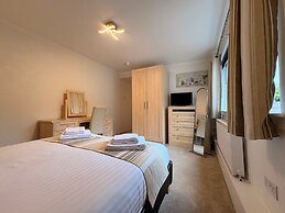 Rossal House Apartments