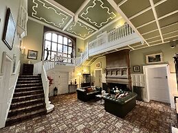 Rossal House Apartments