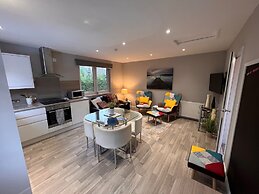 Rossal House Apartments