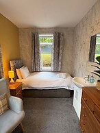Rossal House Apartments