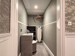 Rossal House Apartments
