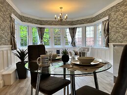 Rossal House Apartments