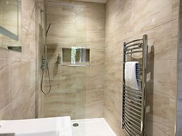 Rossal House Apartments