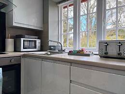 Rossal House Apartments