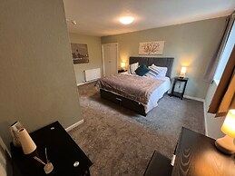 Rossal House Apartments