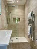 Rossal House Apartments