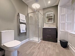 Rossal House Apartments