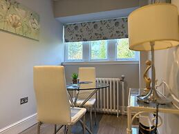 Rossal House Apartments