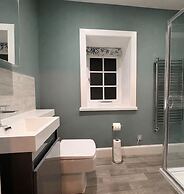 Rossal House Apartments