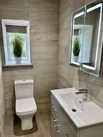 Rossal House Apartments