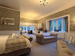 Rossal House Apartments