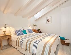 Old Town Splendid Apartments by Irundo