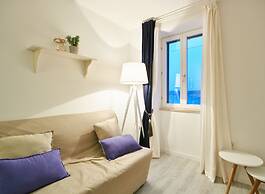 Old Town Splendid Apartments by Irundo