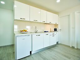 Old Town Splendid Apartments by Irundo