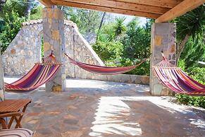 Feels Like Your Home at Ermioni