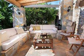 Feels Like Your Home at Ermioni