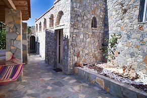 Feels Like Your Home at Ermioni